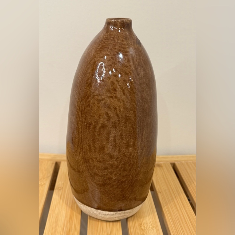 Hilda Flack Palm Beach Brown Tan Burlap Glazed Round ceramic Vessel Vase - Picture 2 of 7